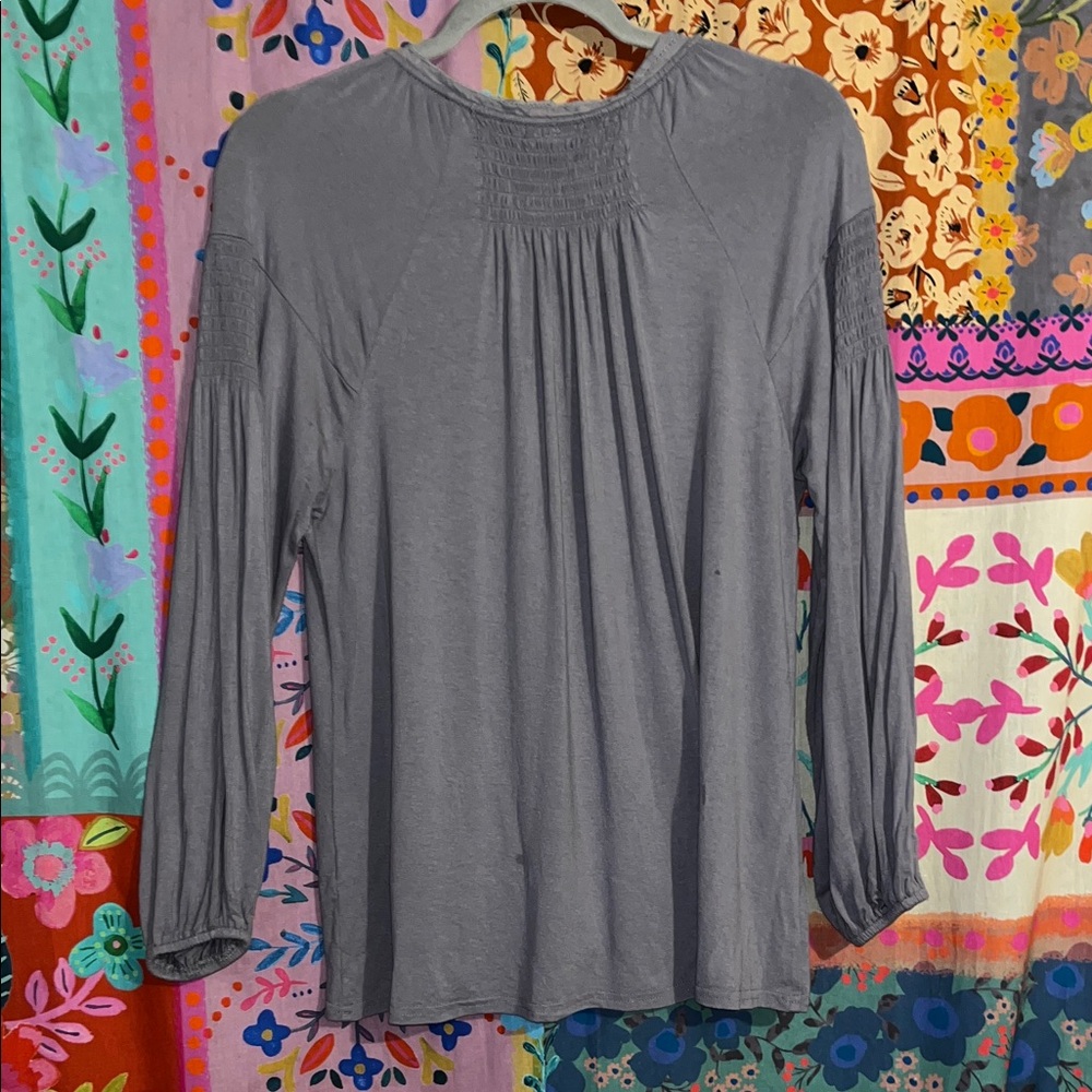 GIMMICKS by BKE Viscose Blend Charcoal Lace-Accent Long Sleeve Blouse Size Small - Picture 9 of 12